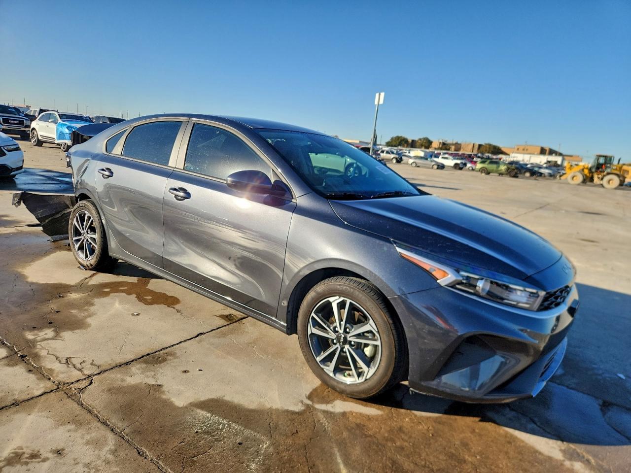 2024 KIA FORTE LXS photo 4