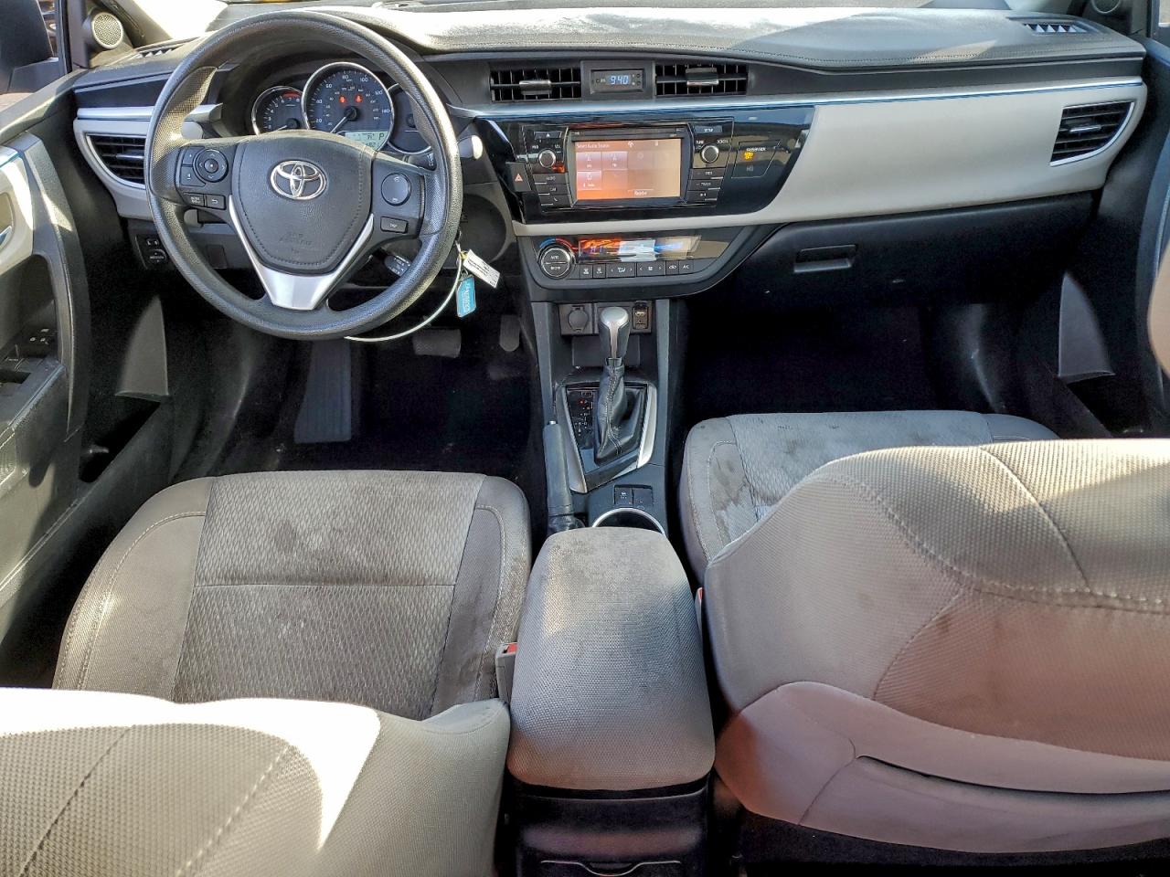 2016 TOYOTA COROLLA L photo 8
