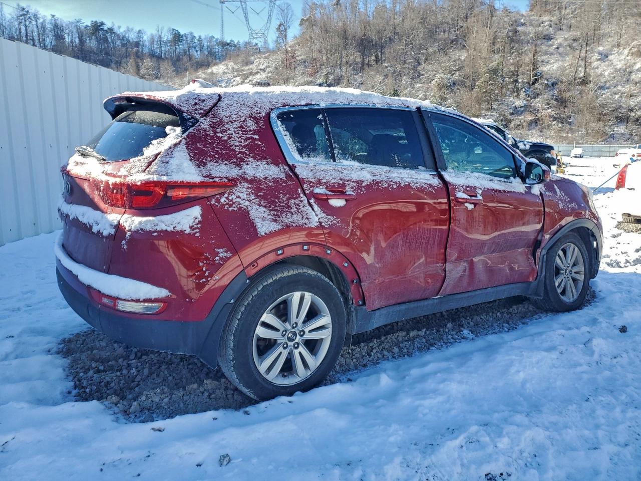 2017 KIA SPORTAGE LX photo 3