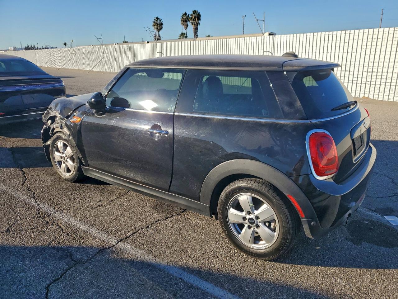 2019 MINI COOPER photo 2