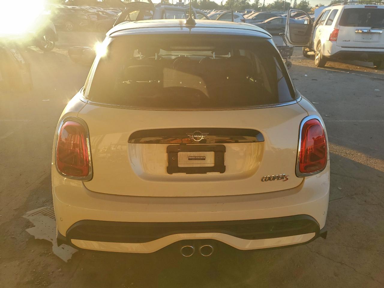 2023 MINI COOPER S photo 6