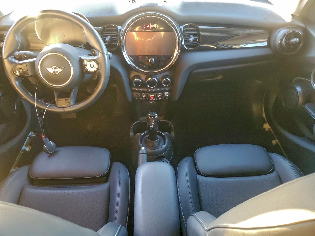 2023 MINI COOPER S photo 8