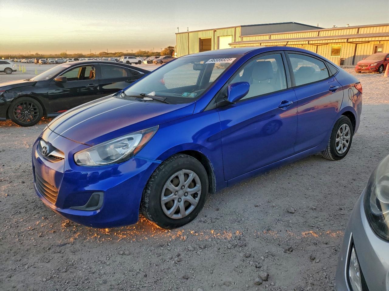 2014 HYUNDAI ACCENT GLS — MINOR DENT/SCRATCHES damage — photo 1