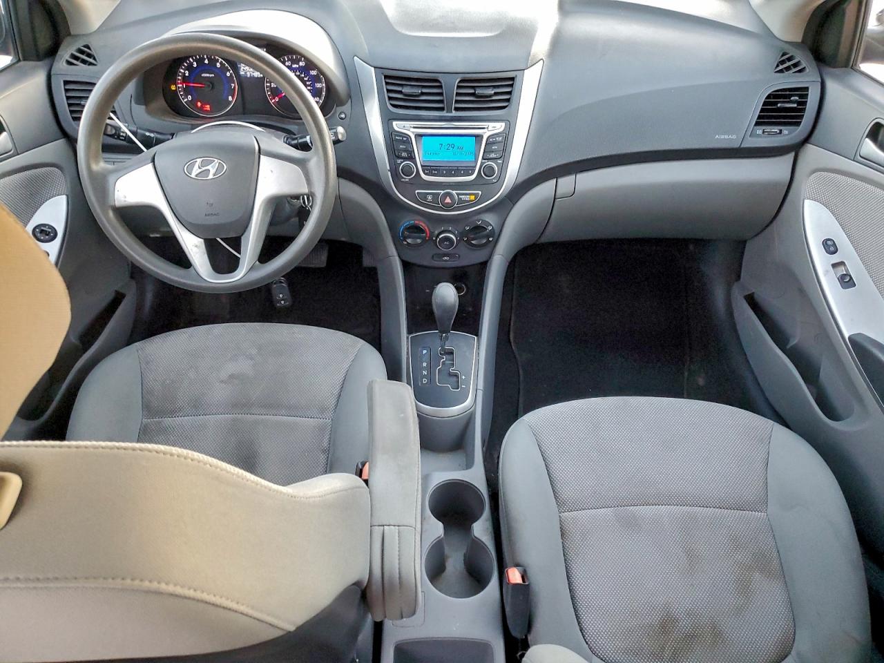 2014 HYUNDAI ACCENT GLS photo 8