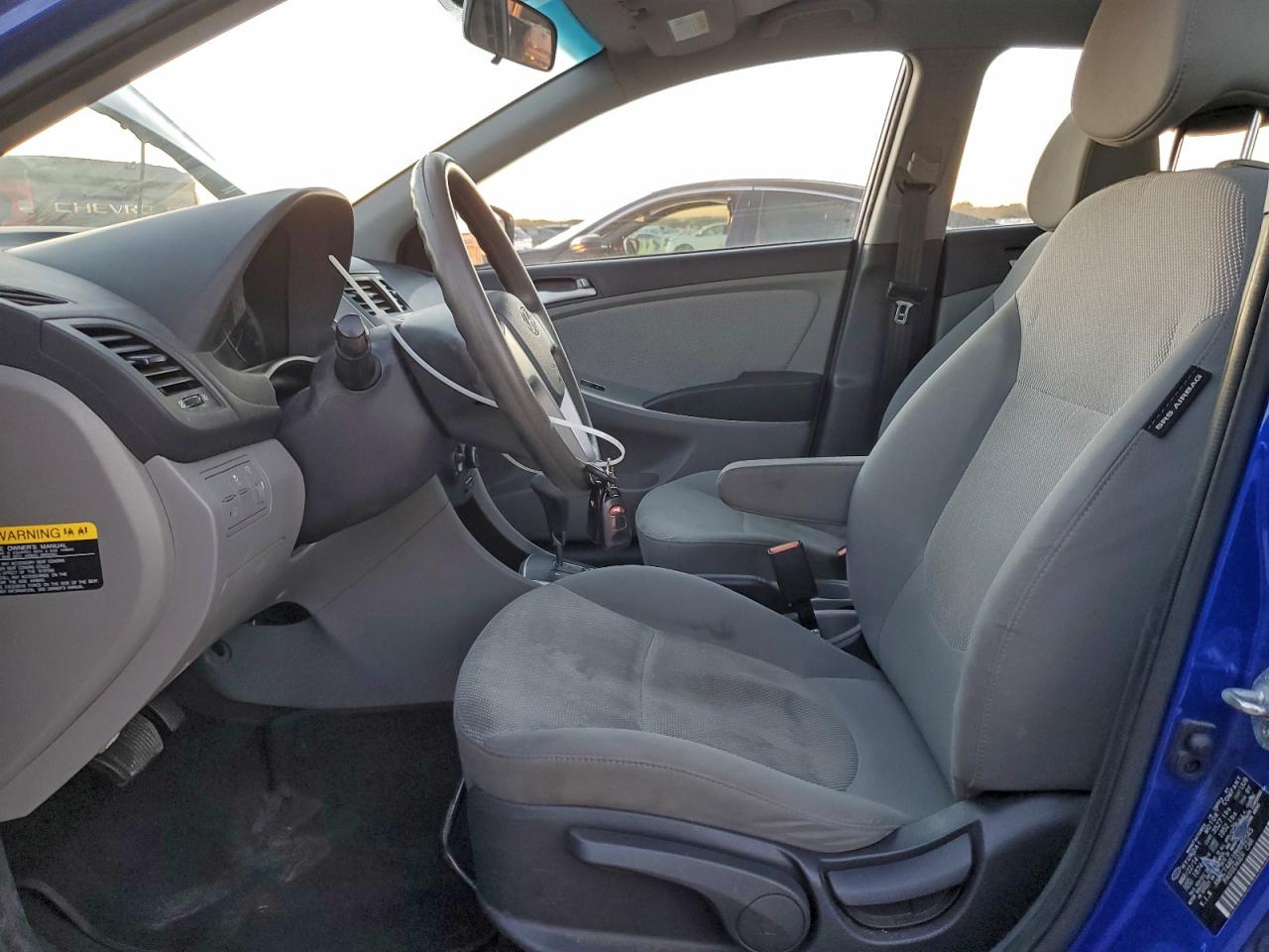 2014 HYUNDAI ACCENT GLS photo 7