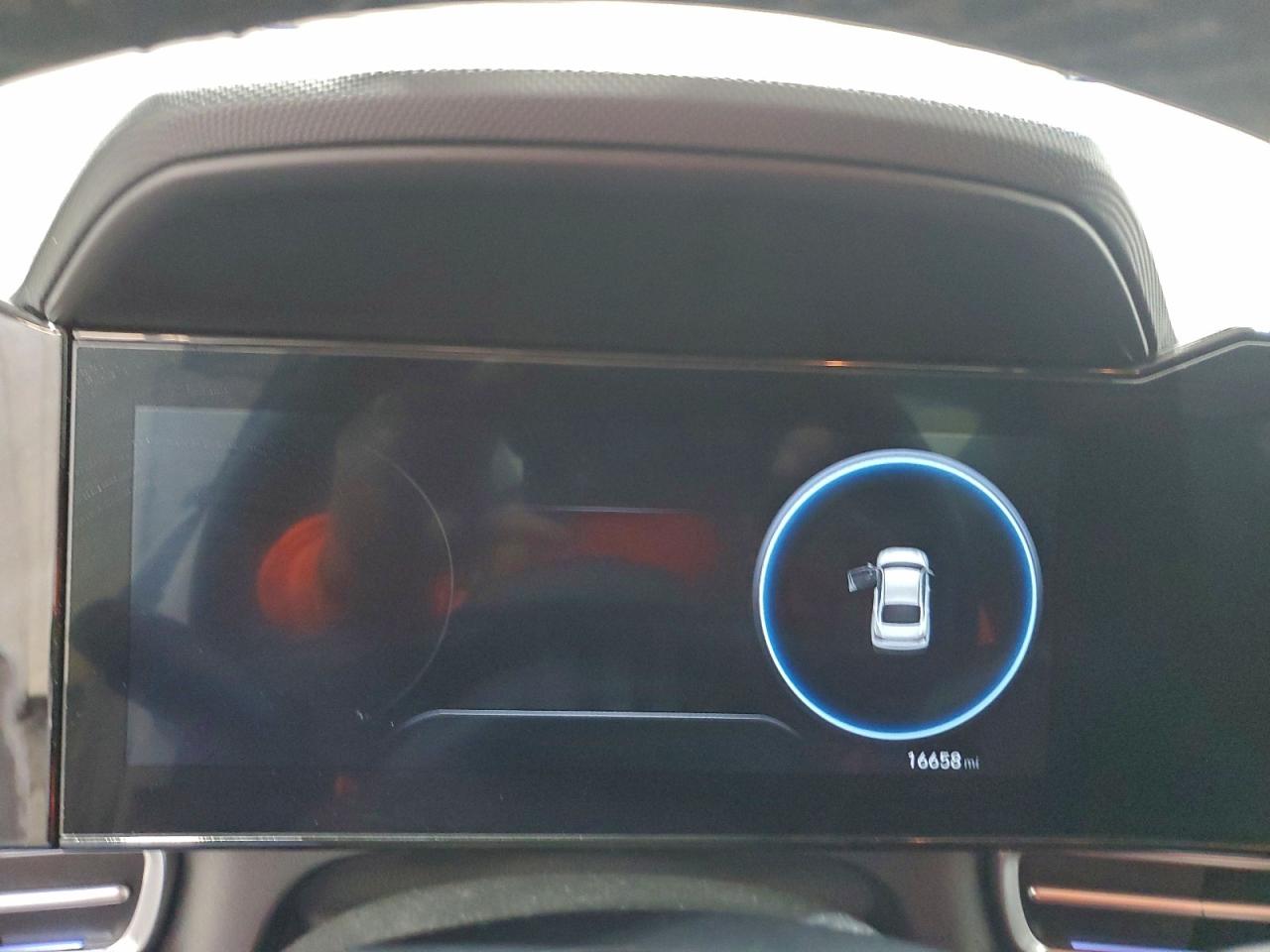 2025 HYUNDAI ELANTRA SEL photo 9