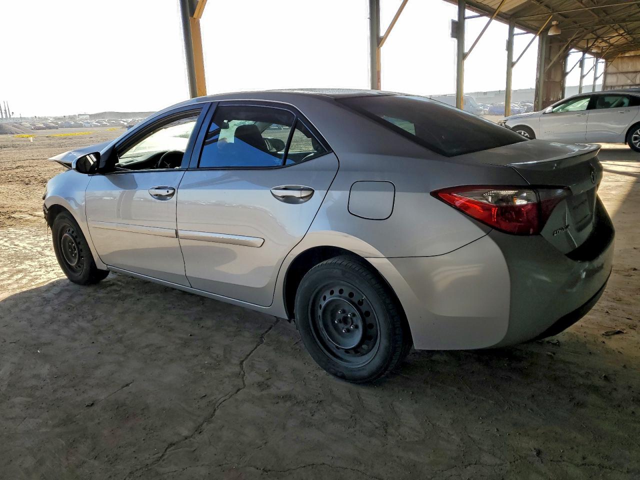 2015 TOYOTA COROLLA L photo 2
