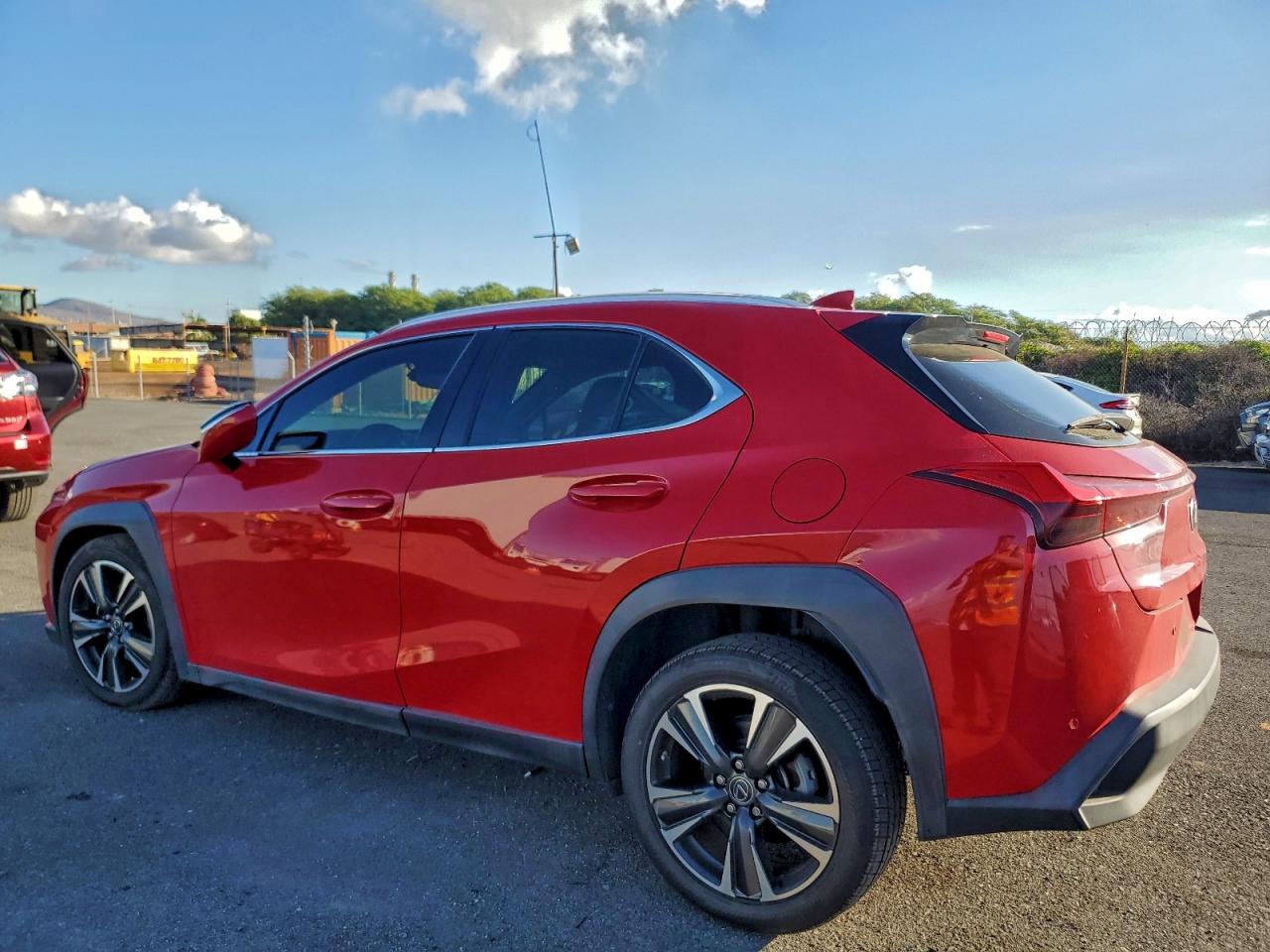 2019 LEXUS UX 200 photo 2