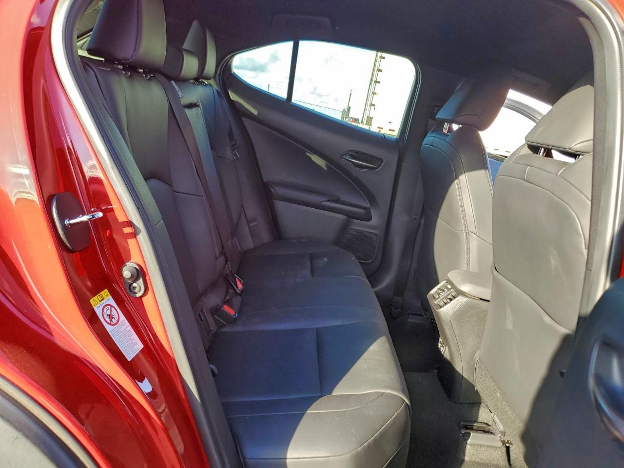 2019 LEXUS UX 200 photo 11
