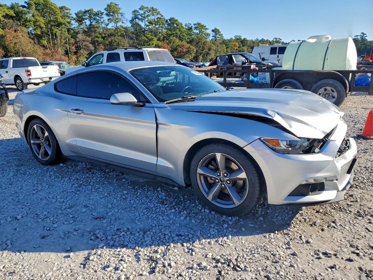 2016 FORD MUSTANG photo 4