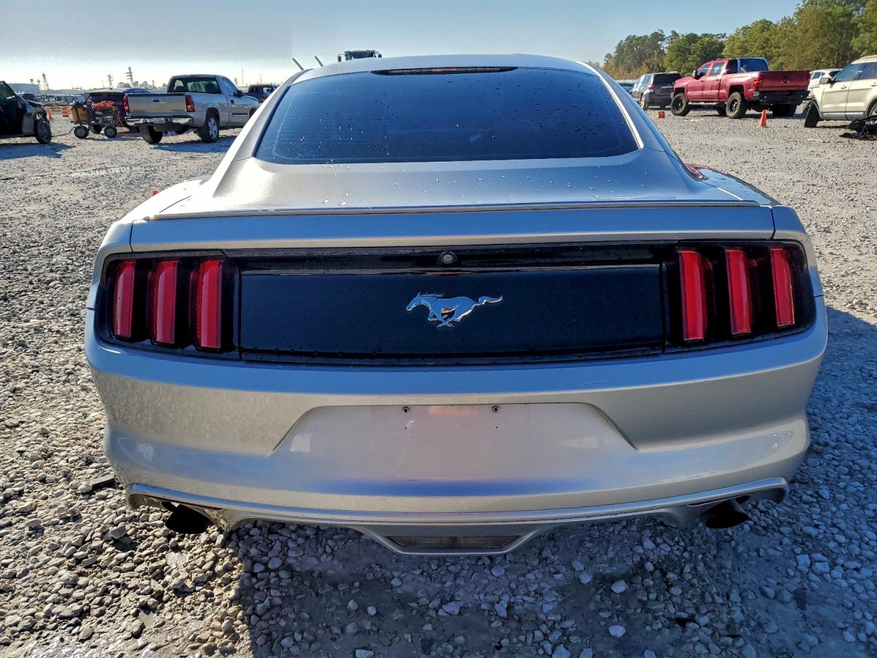2016 FORD MUSTANG photo 6