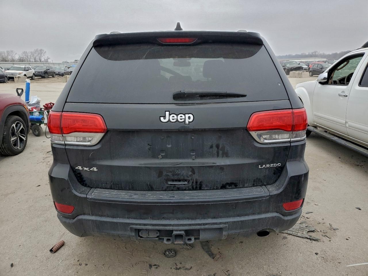 2014 JEEP GRAND CHEROKEE LAREDO photo 6
