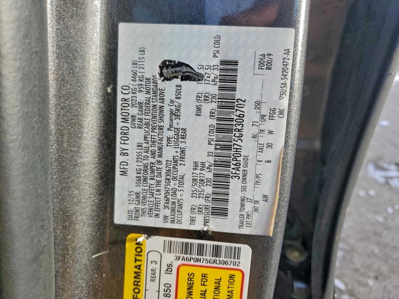 2016 FORD FUSION SE photo 12