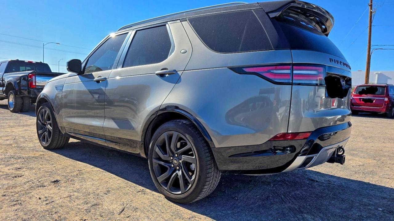 2017 LAND ROVER DISCOVERY HSE LUXURY photo 3
