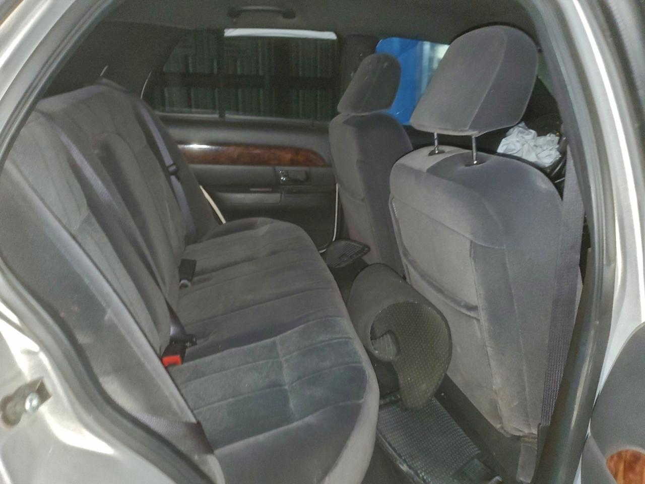 2007 MERCURY GRAND MARQUIS GS photo 10