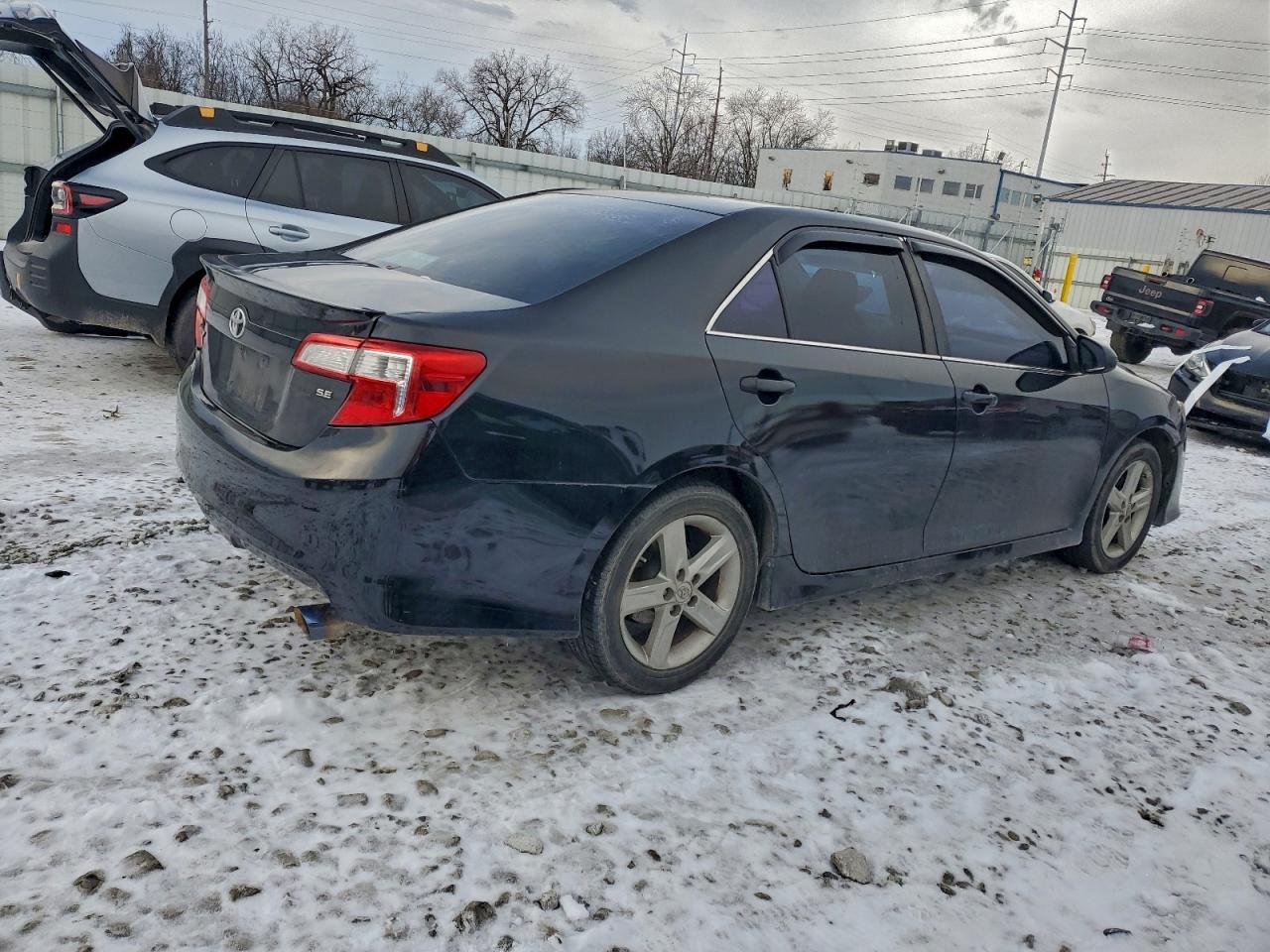 2012 TOYOTA CAMRY BASE photo 3