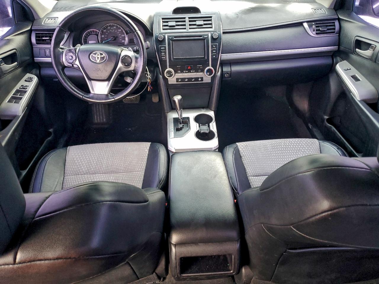 2012 TOYOTA CAMRY BASE photo 8