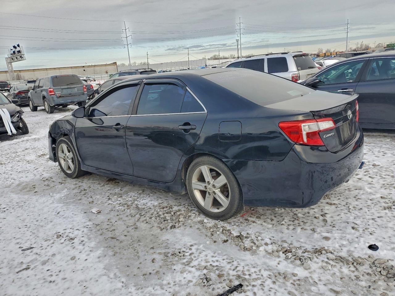 2012 TOYOTA CAMRY BASE photo 2