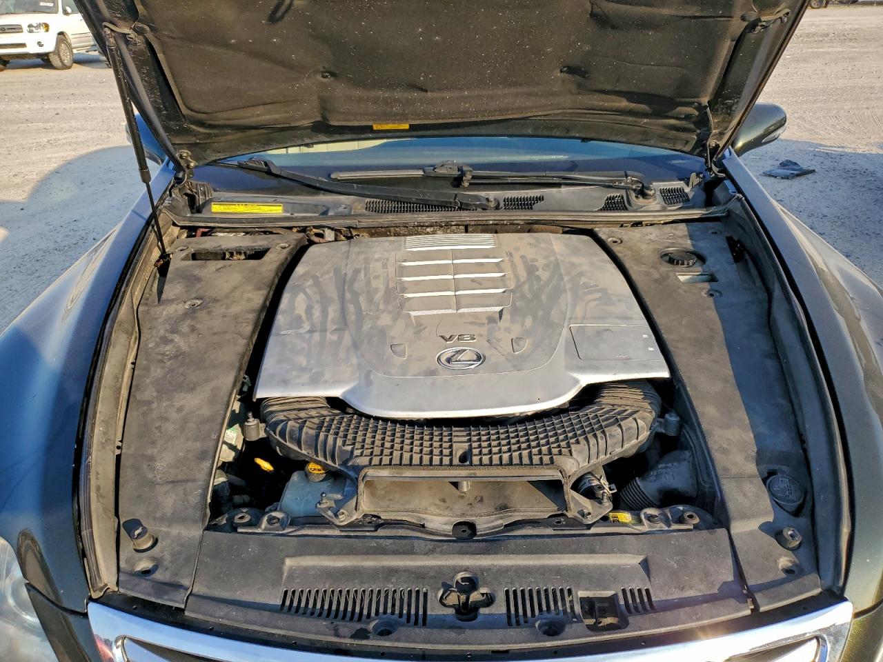 2010 LEXUS LS 460 photo 11