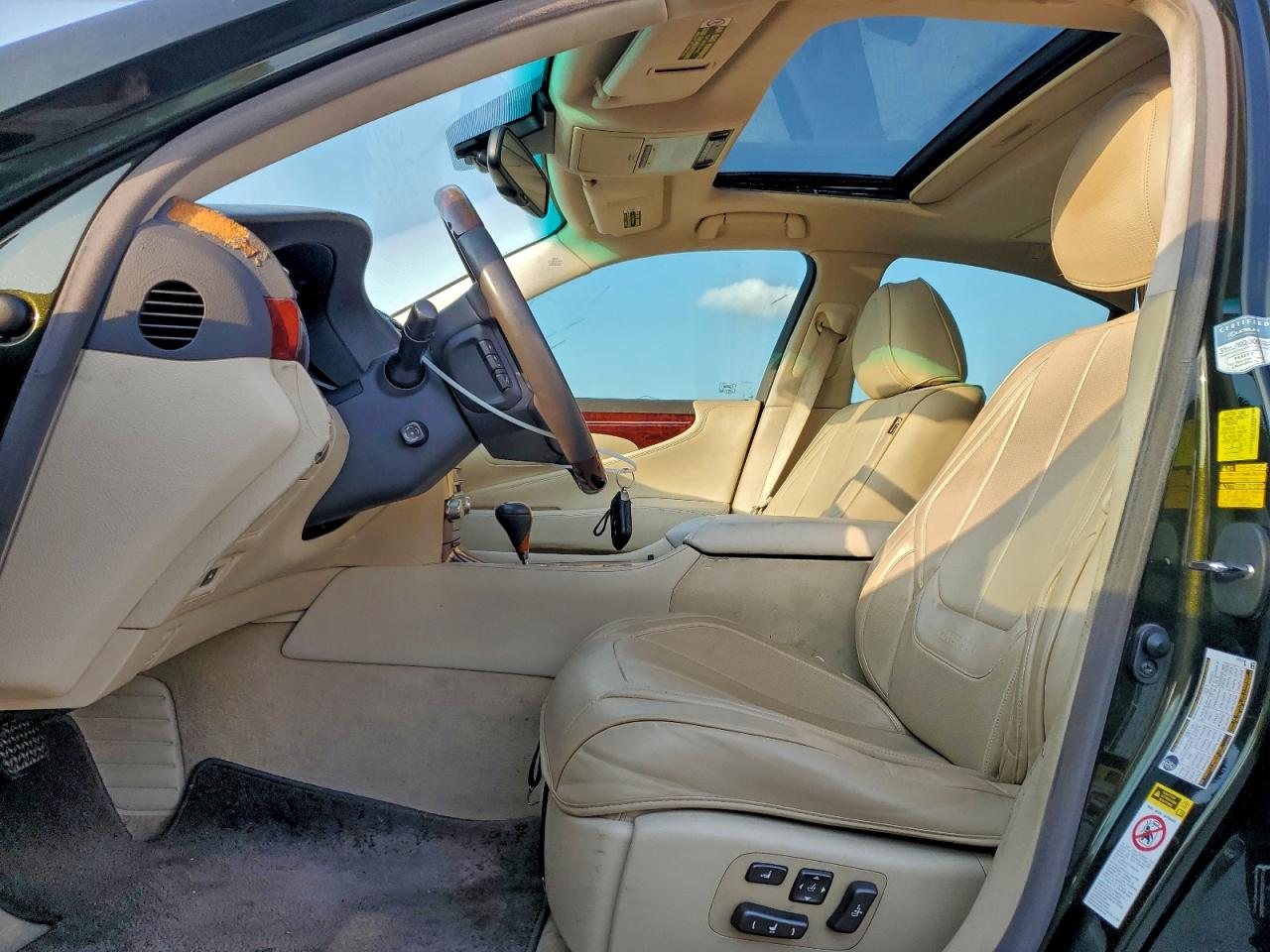 2010 LEXUS LS 460 photo 7