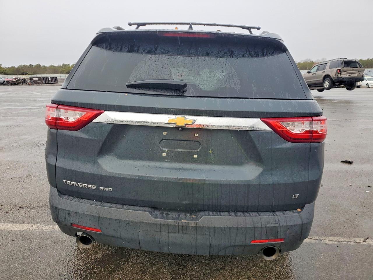 2020 CHEVROLET TRAVERSE LT photo 6