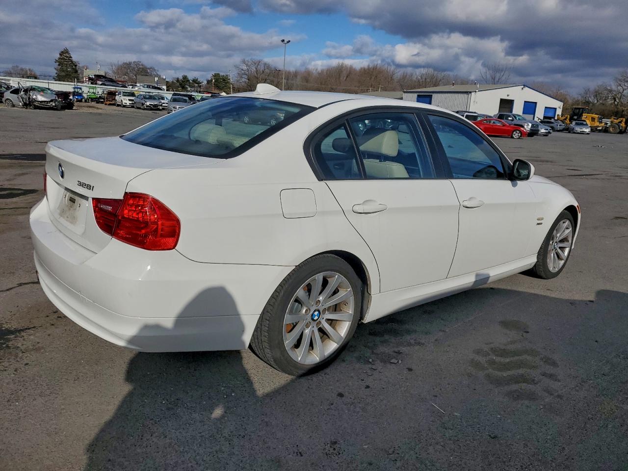 2011 BMW 328 XI SULEV photo 3