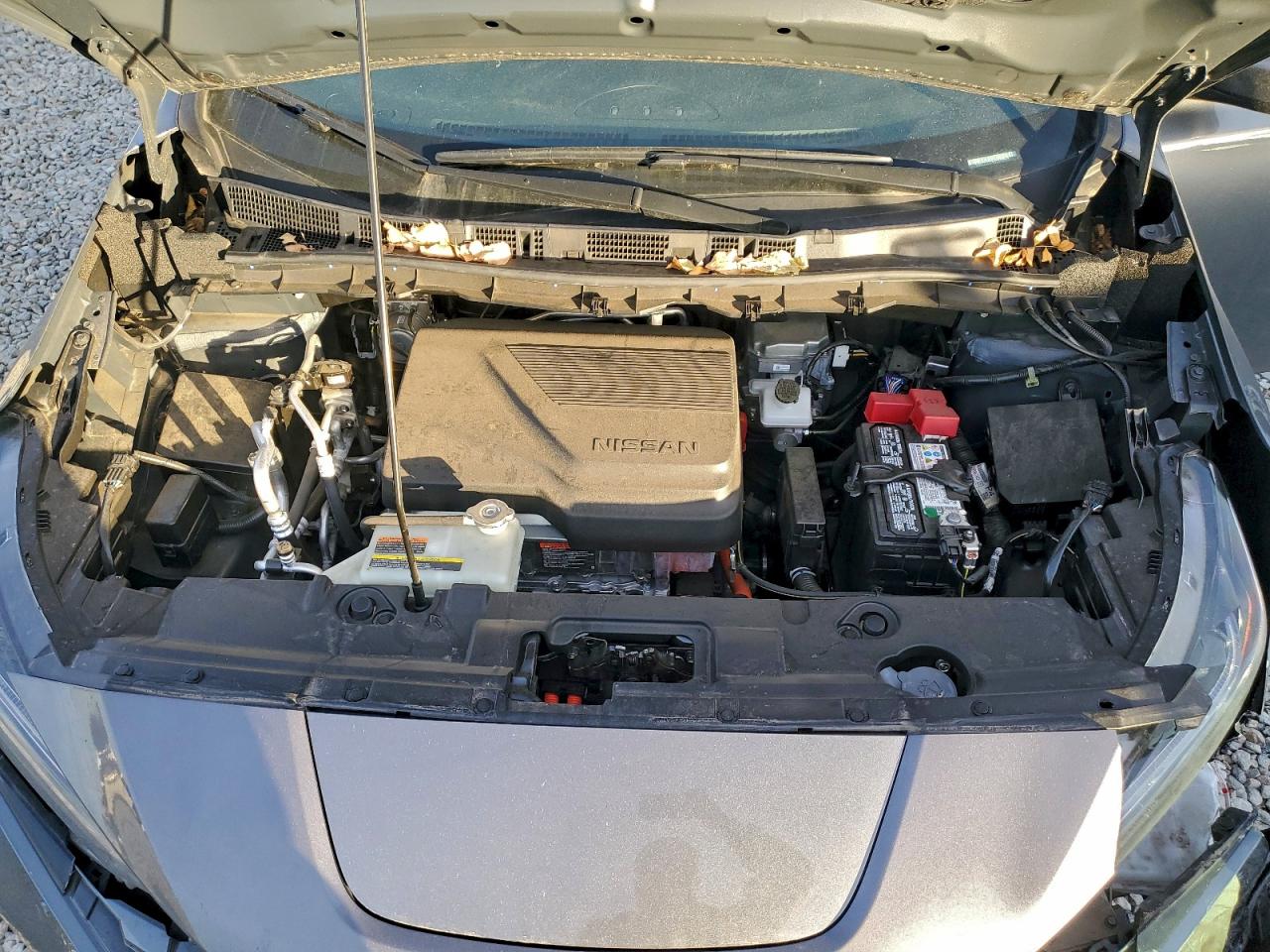 2025 NISSAN LEAF SV PLUS photo 11