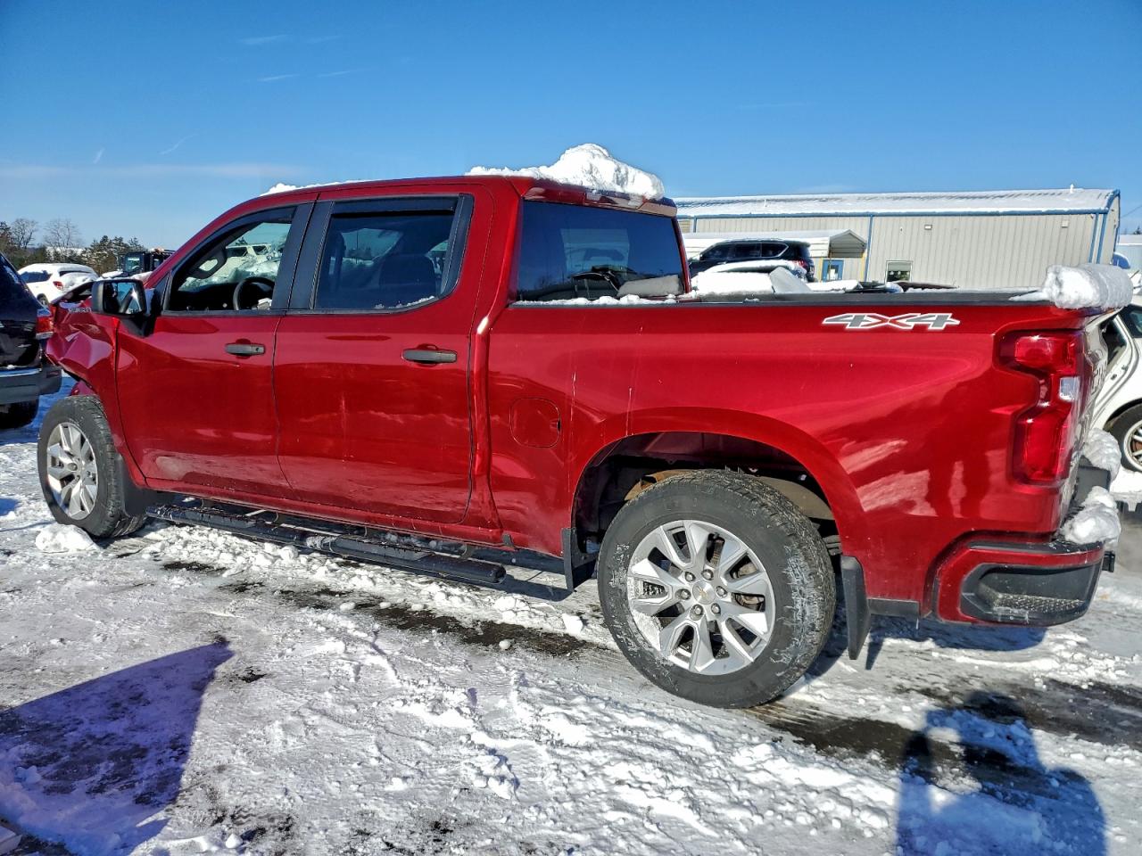 2021 CHEVROLET SILVERADO K1500 CUSTOM photo 2