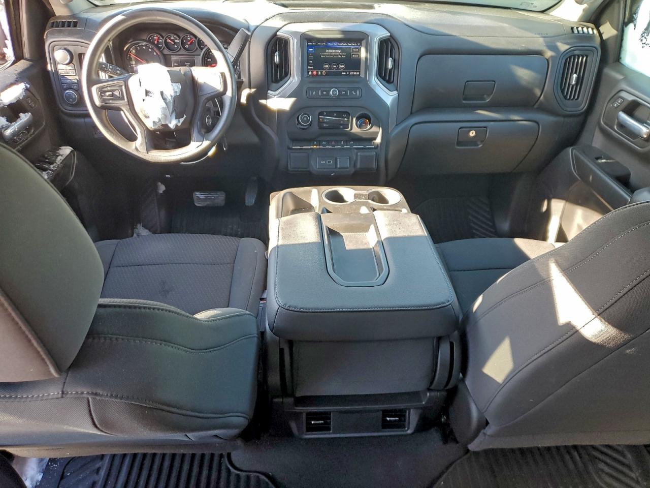 2021 CHEVROLET SILVERADO K1500 CUSTOM photo 8