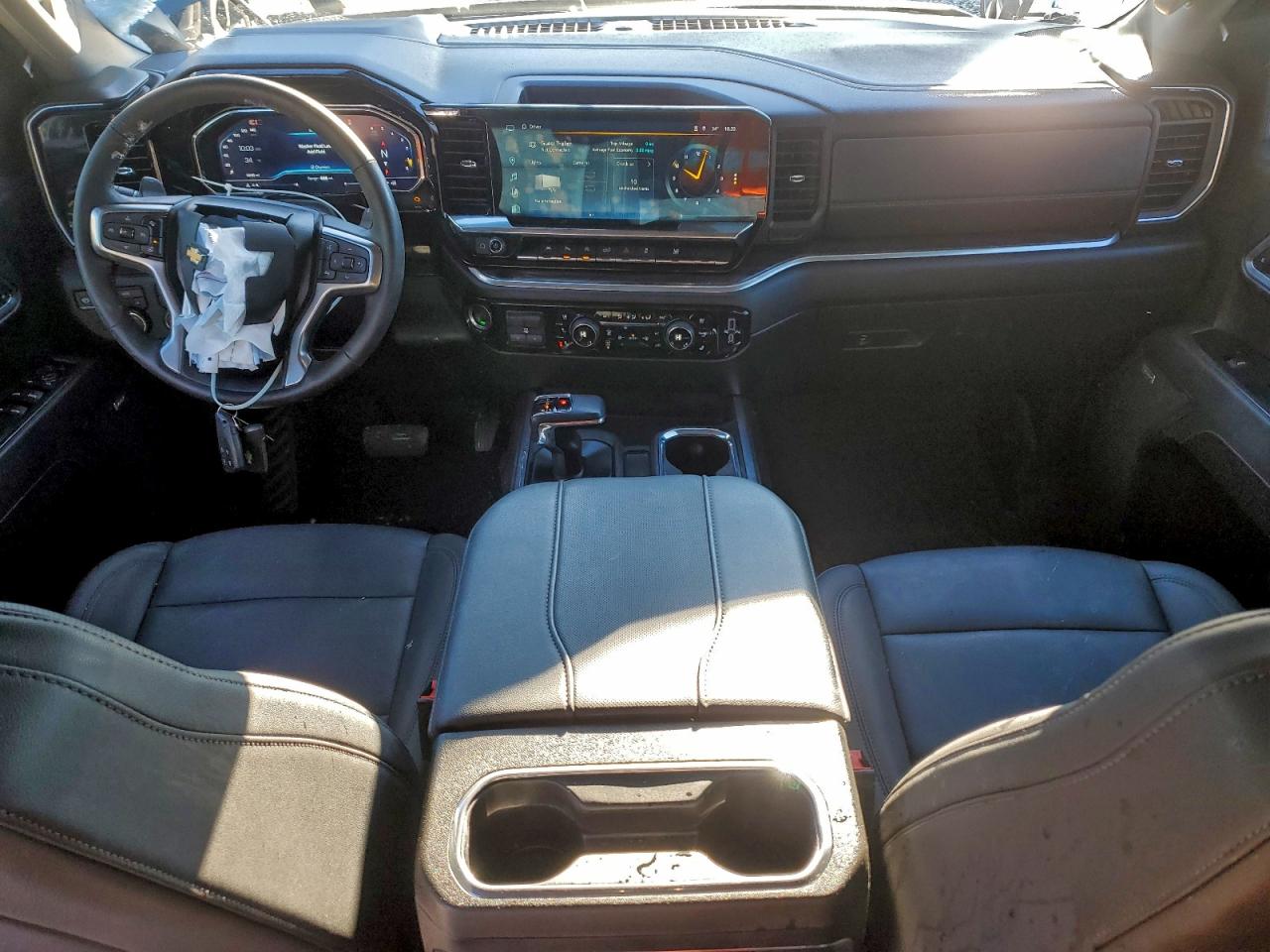 2025 CHEVROLET SILVERADO K1500 LTZ photo 8