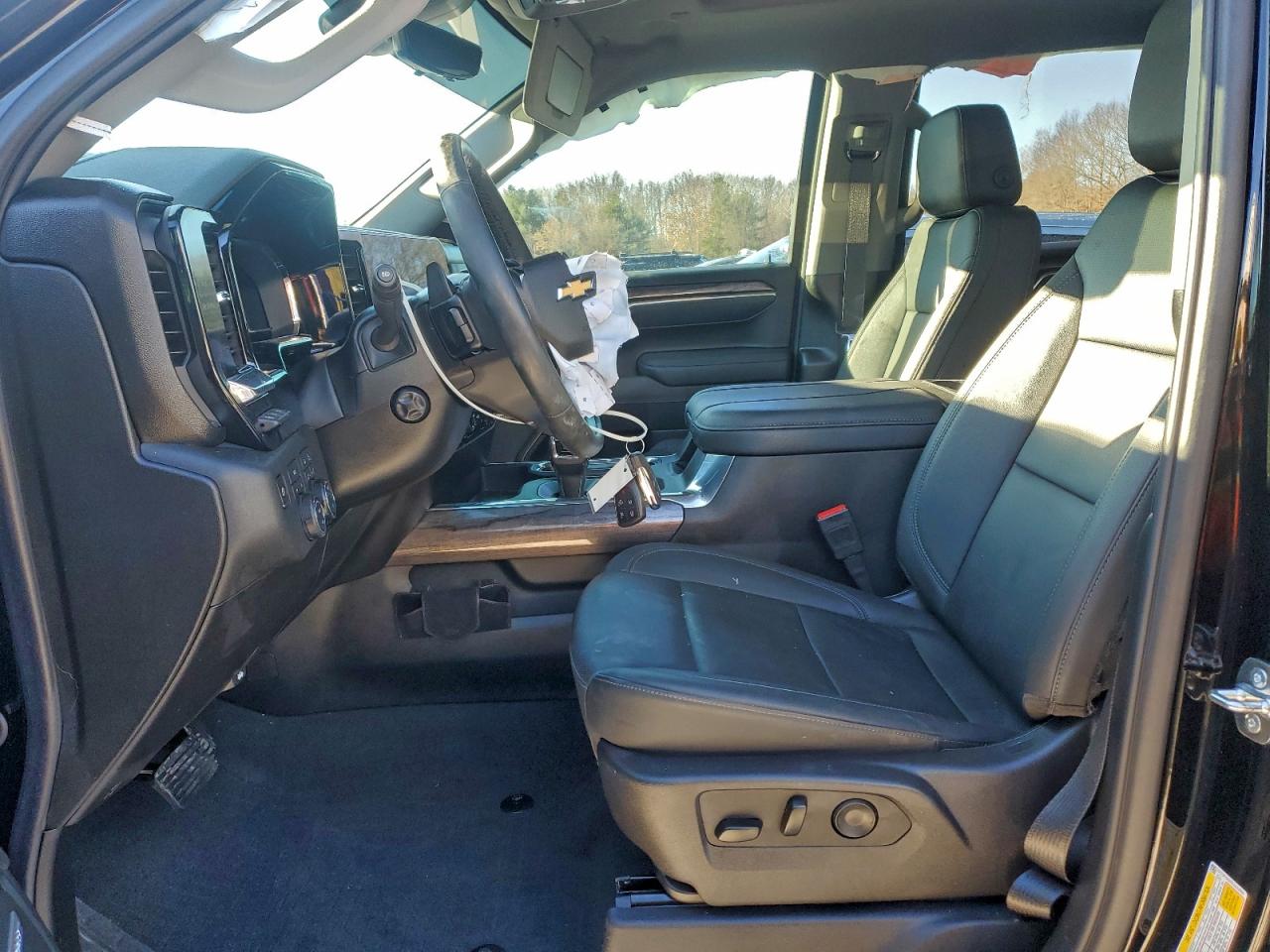 2025 CHEVROLET SILVERADO K1500 LTZ photo 7