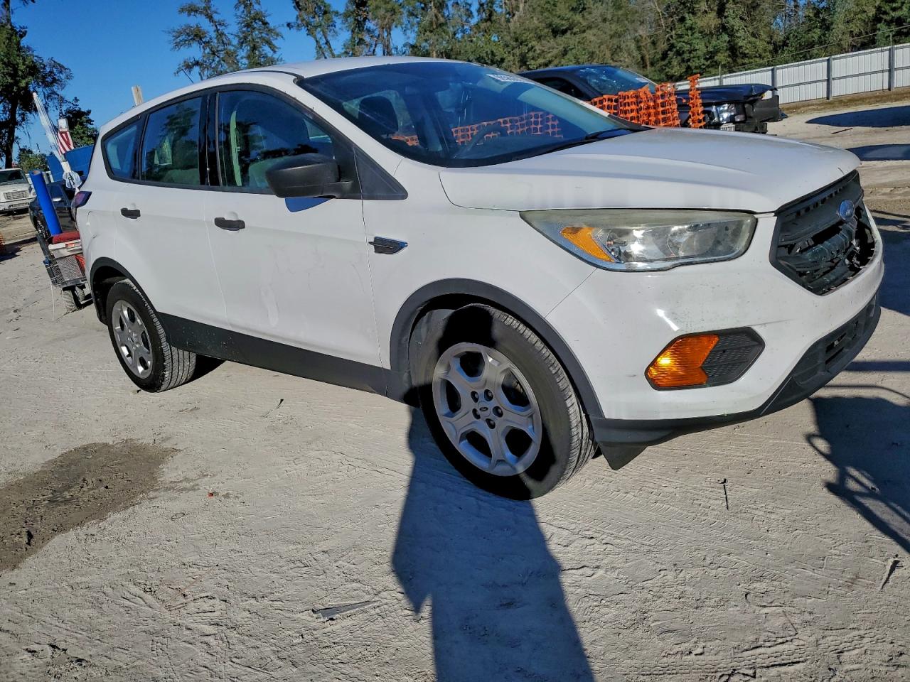 2017 FORD ESCAPE S photo 4