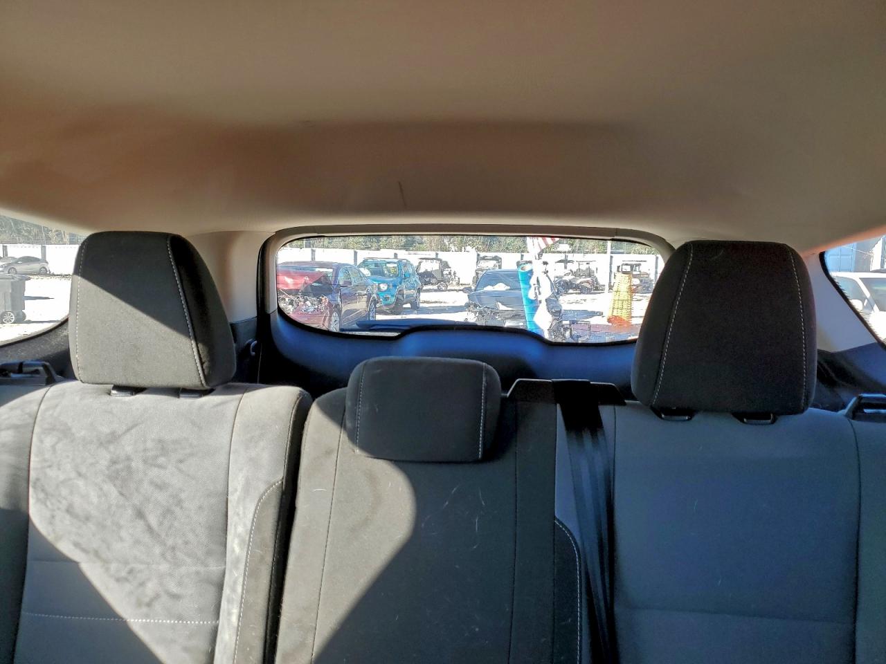 2017 FORD ESCAPE S photo 10