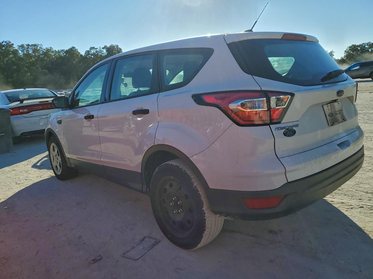 2017 FORD ESCAPE S photo 2