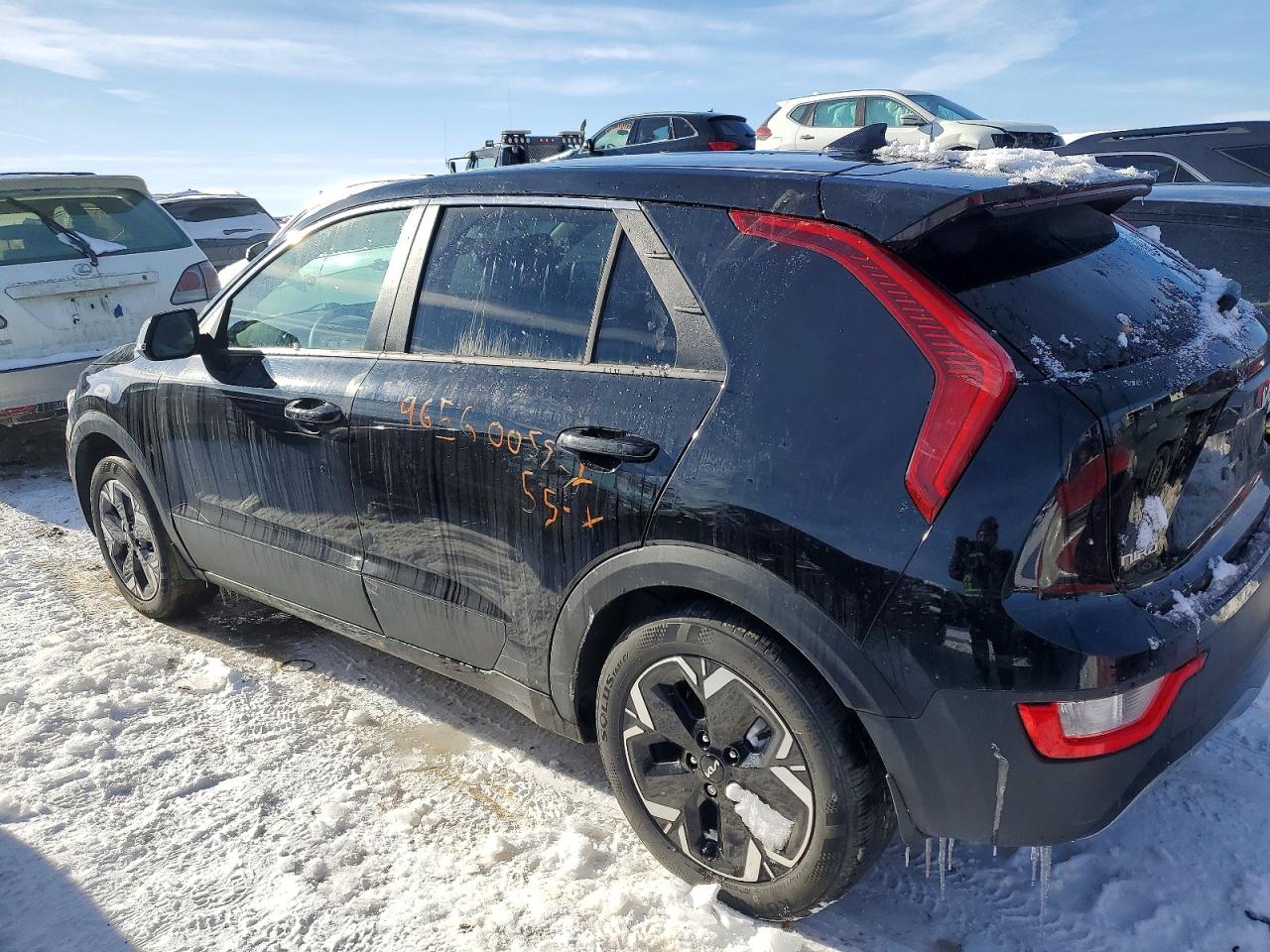 2023 KIA NIRO PREMIUM photo 2