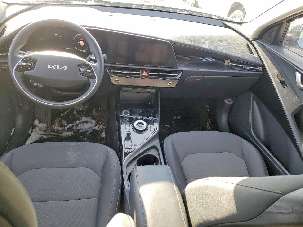 2023 KIA NIRO PREMIUM photo 8