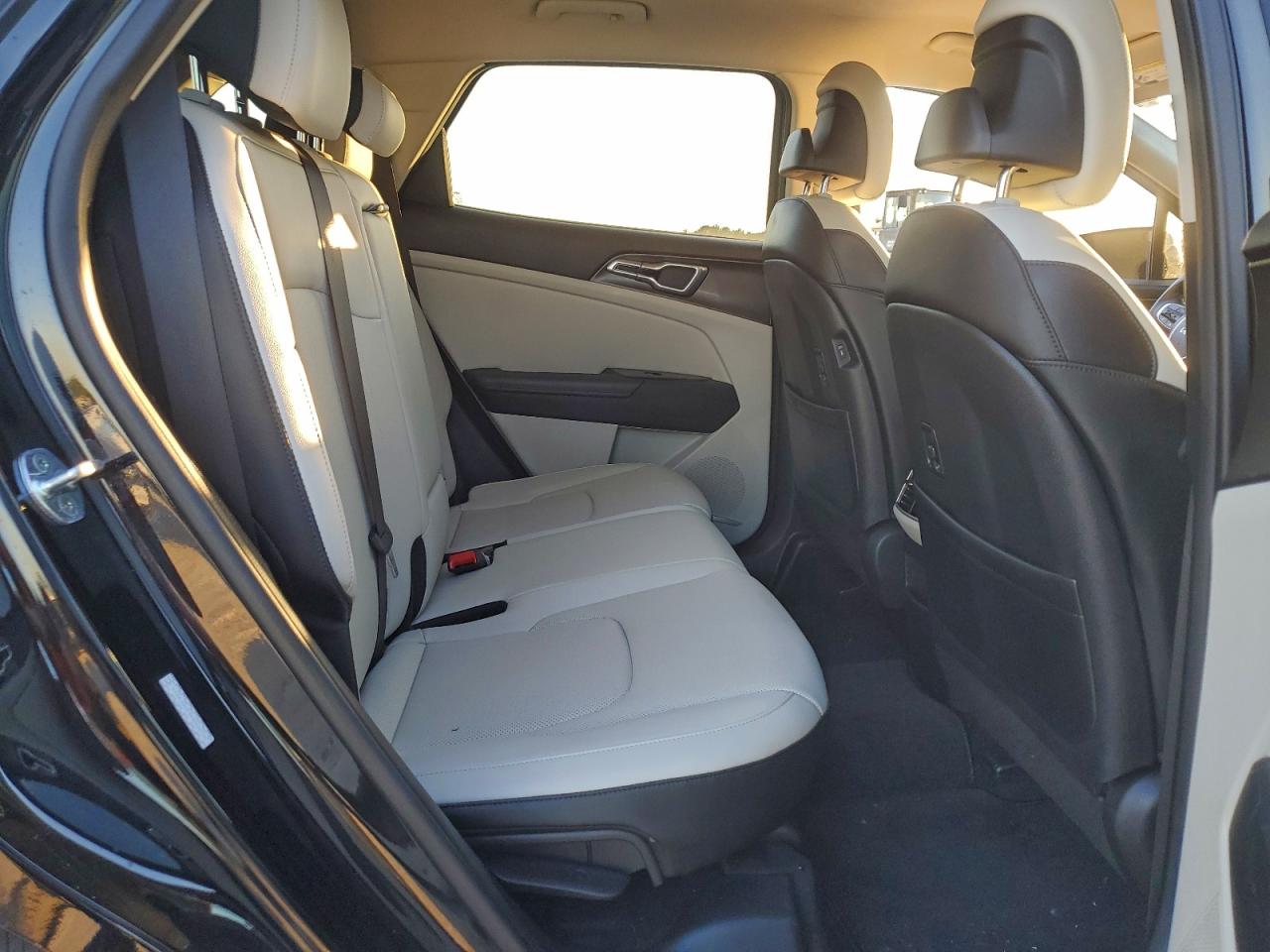 2023 KIA SPORTAGE EX photo 11