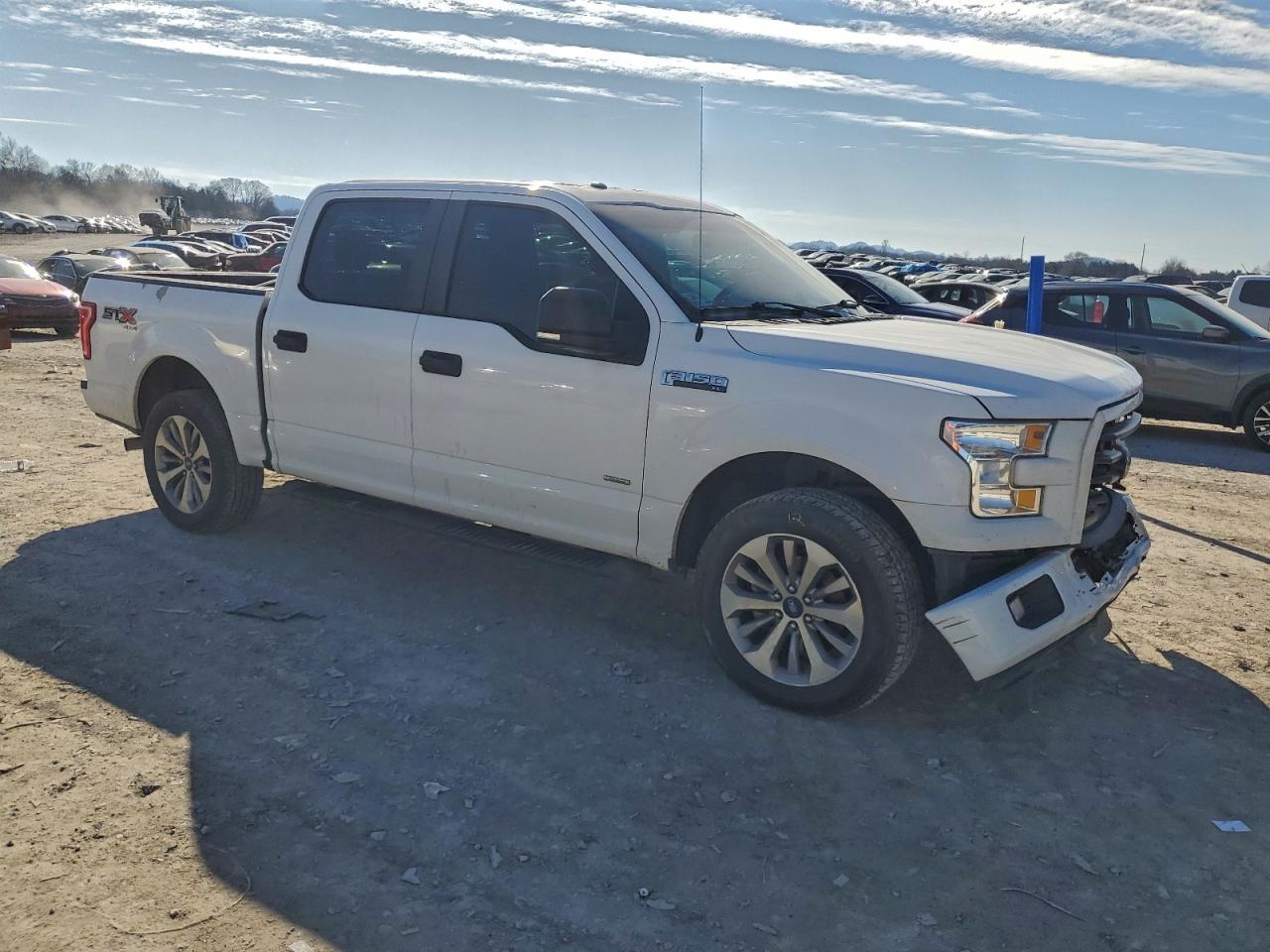 2017 FORD F150 SUPERCREW photo 4