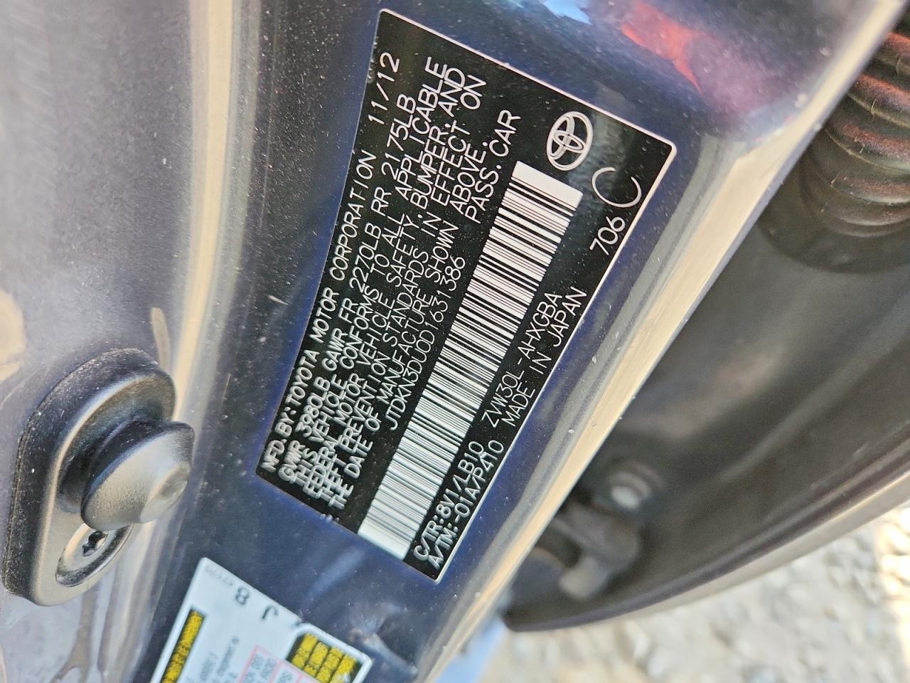 2013 TOYOTA PRIUS photo 13