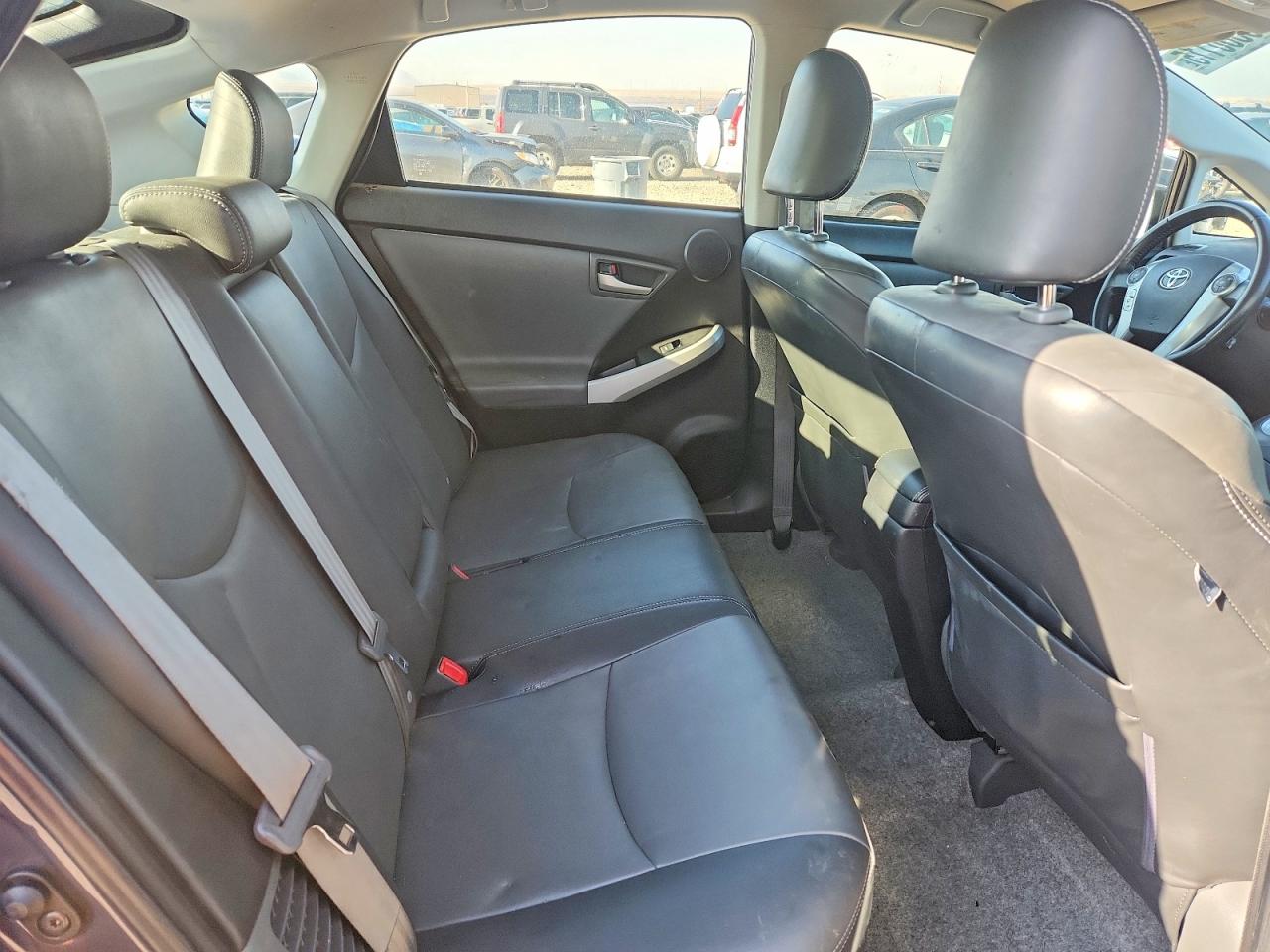 2013 TOYOTA PRIUS photo 10