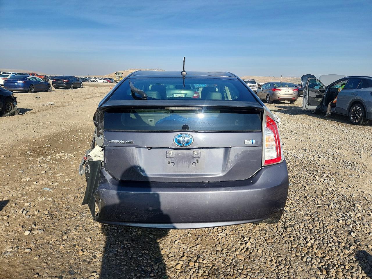 2013 TOYOTA PRIUS photo 6