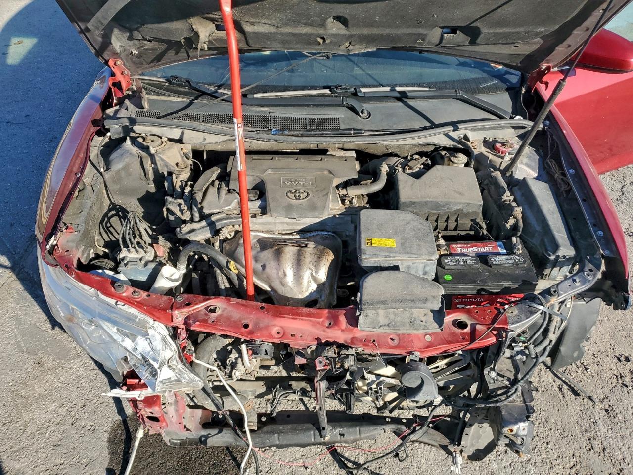 2014 TOYOTA CAMRY L photo 11