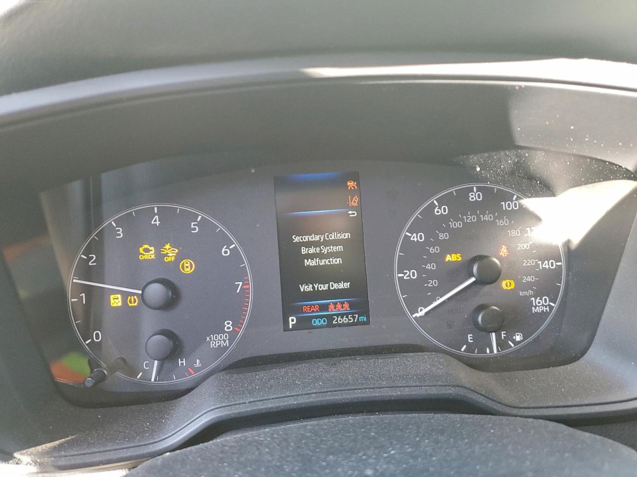 2025 TOYOTA COROLLA LE photo 9