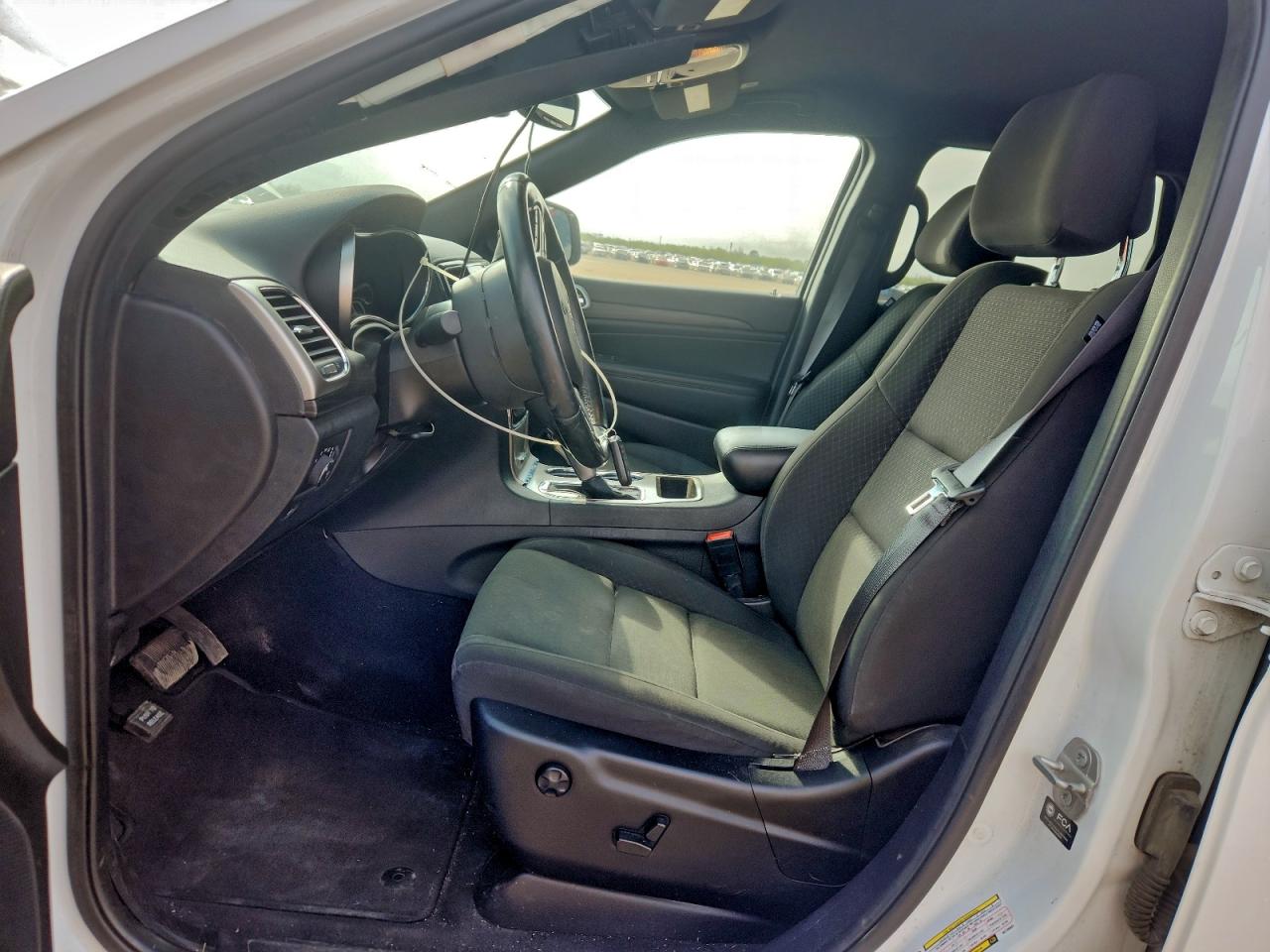 2022 JEEP GRAND CHEROKEE LAREDO E photo 19
