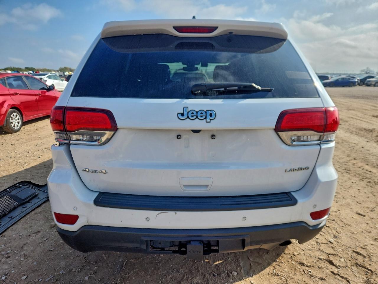 2022 JEEP GRAND CHEROKEE LAREDO E photo 16