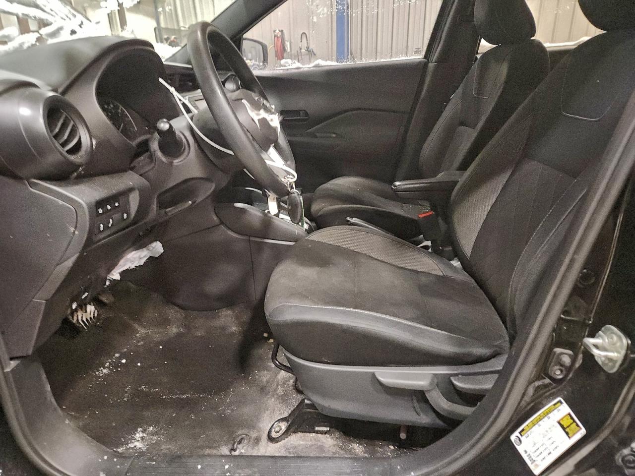 2020 NISSAN KICKS S photo 7