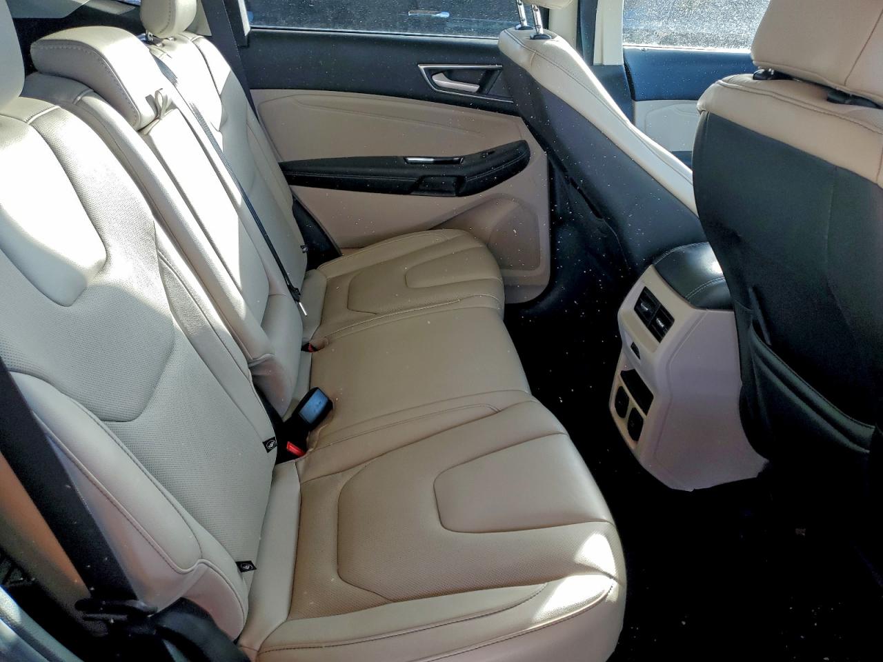 2020 FORD EDGE TITANIUM photo 31