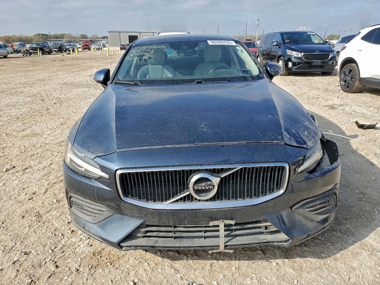 2020 VOLVO S60 T5 MOMENTUM photo 5