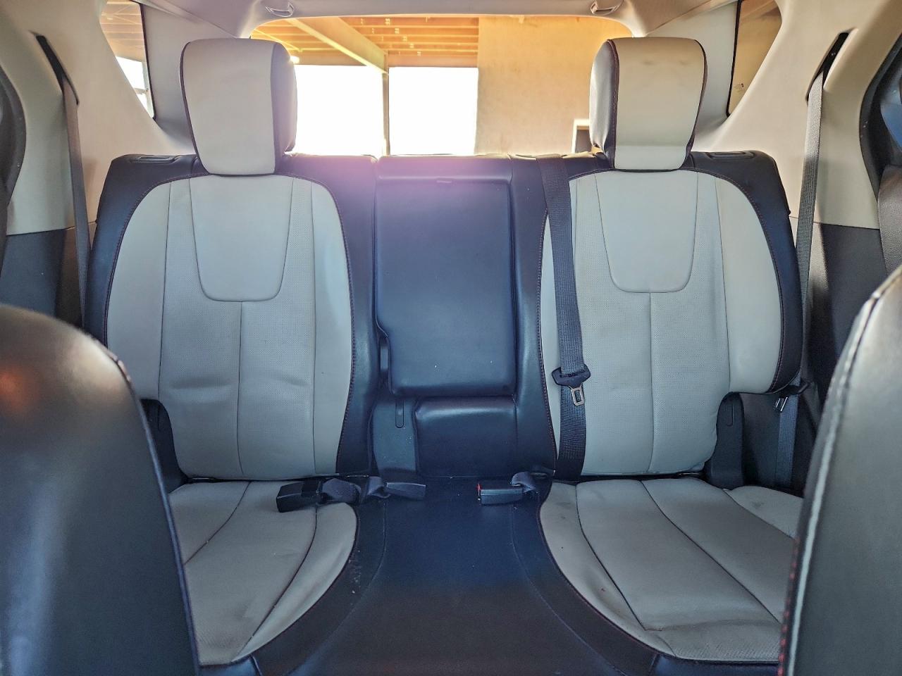 2016 CHEVROLET EQUINOX LTZ photo 10