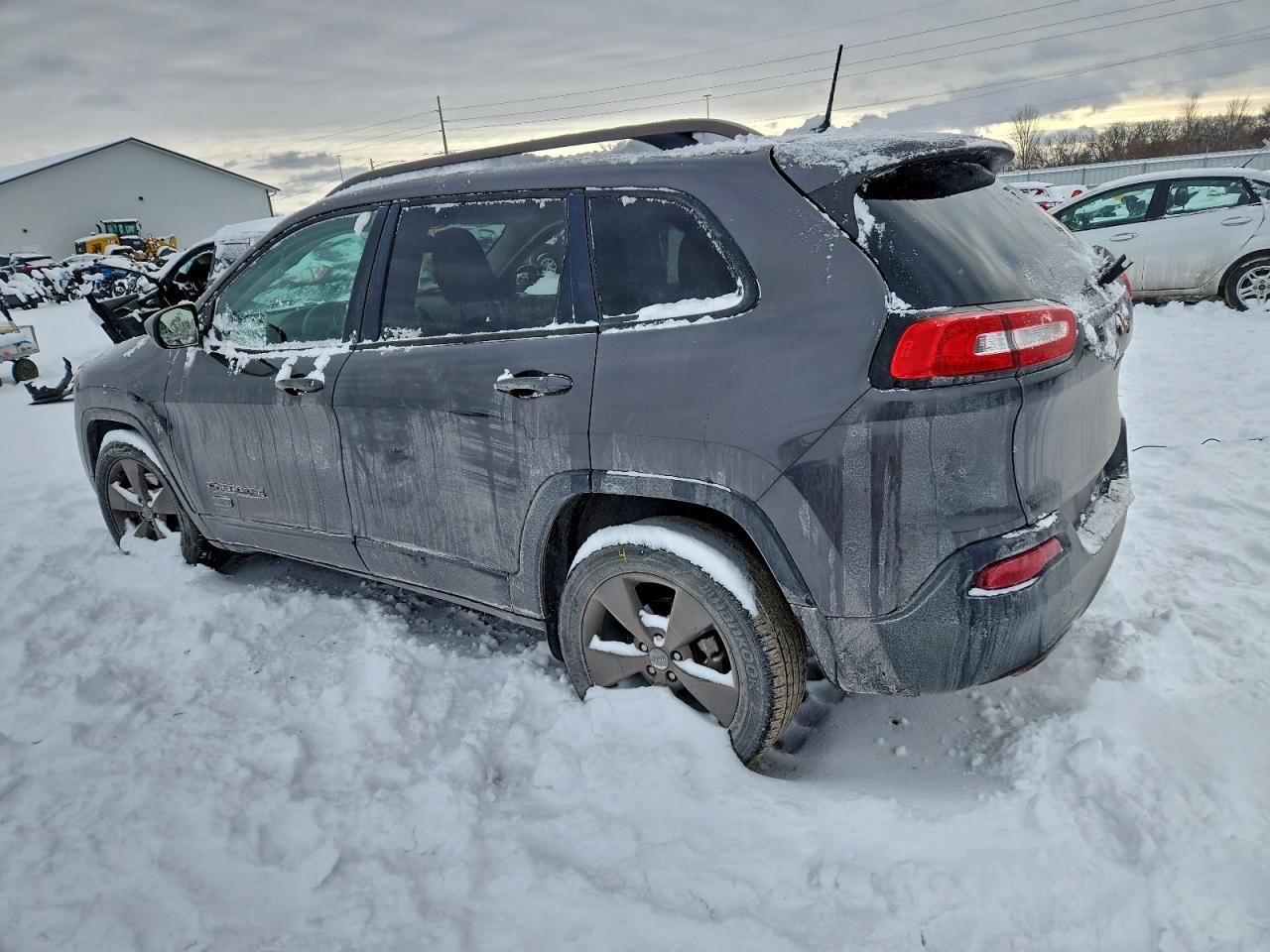 2016 JEEP CHEROKEE LATITUDE photo 2